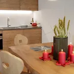 דירה Hellochalet - Maison Mont Fleury- Newly Refurbished 50 Mt Center And Bus Stop