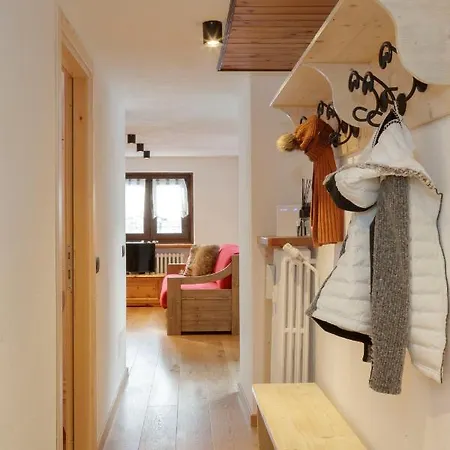 Apartment Hellochalet - Maison Mont Fleury- Newly Refurbished 50 Mt Center And Bus Stop
